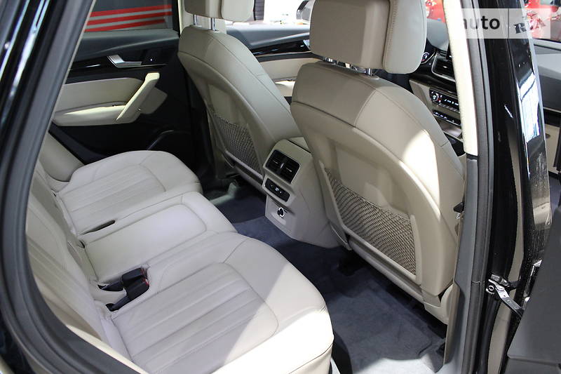 Позашляховик / Кросовер Audi Q5 2018 в Одесі