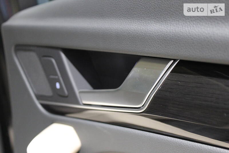 Позашляховик / Кросовер Audi Q5 2018 в Одесі