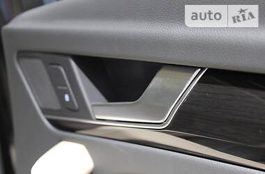 Позашляховик / Кросовер Audi Q5 2018 в 