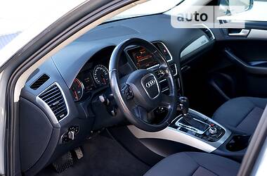Позашляховик / Кросовер Audi Q5 2010 в 