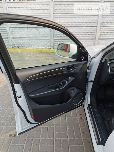 Позашляховик / Кросовер Audi Q5 2013 в Рівному