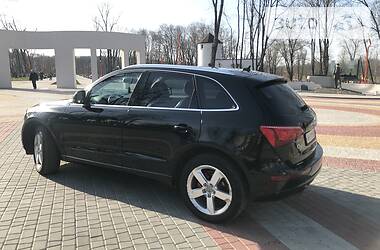 Позашляховик / Кросовер Audi Q5 2011 в 
