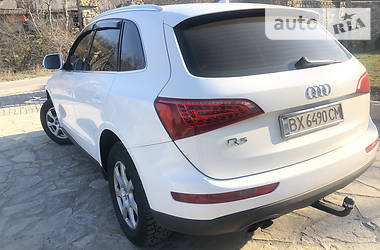 Позашляховик / Кросовер Audi Q5 2011 в 