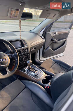 Внедорожник / Кроссовер Audi Q5 2012 в Сумах