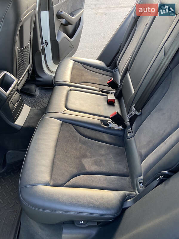 Внедорожник / Кроссовер Audi Q5 2012 в Сумах
