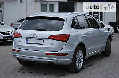 Позашляховик / Кросовер Audi Q5 2013 в 