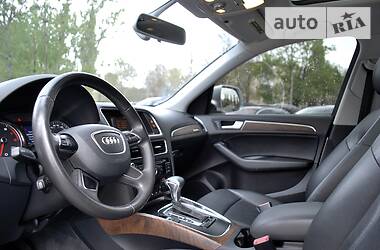 Позашляховик / Кросовер Audi Q5 2013 в 