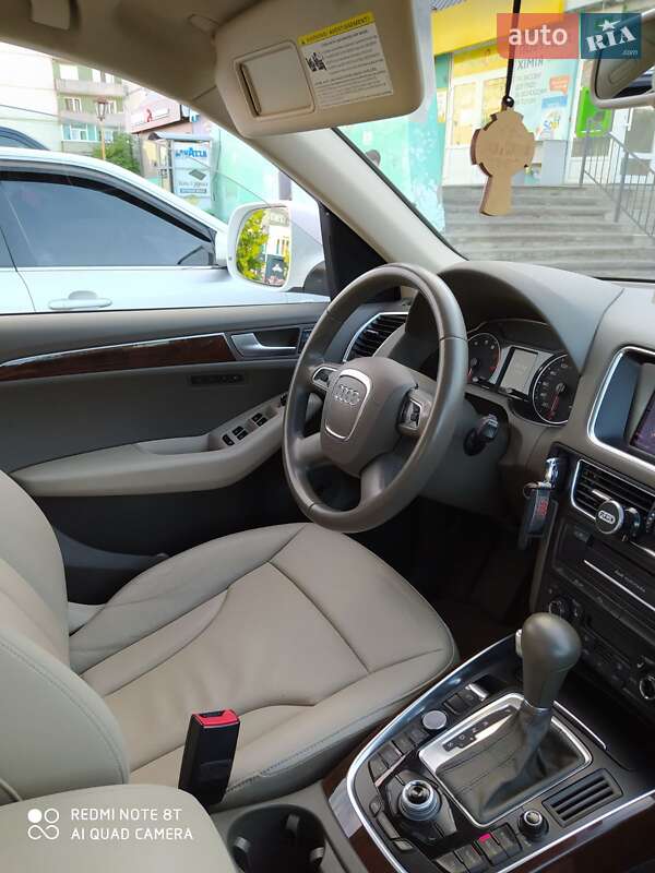 Позашляховик / Кросовер Audi Q5 2012 в Сумах