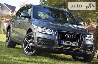 Позашляховик / Кросовер Audi Q5 2016 в 