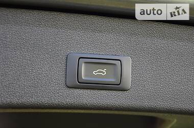 Позашляховик / Кросовер Audi Q5 2016 в 