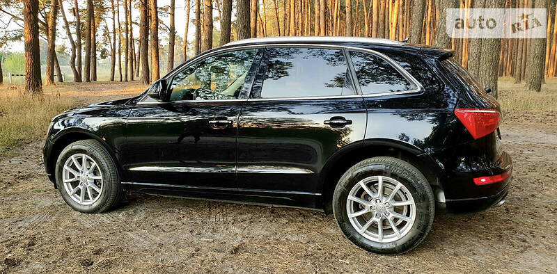 Позашляховик / Кросовер Audi Q5 2011 в Сумах