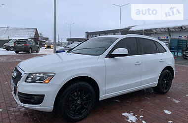 Внедорожник / Кроссовер Audi Q5 2012 в Сарнах