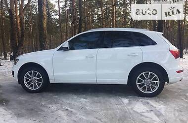 Внедорожник / Кроссовер Audi Q5 2011 в Киеве