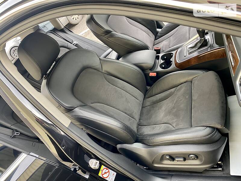 Позашляховик / Кросовер Audi Q5 2010 в Києві
