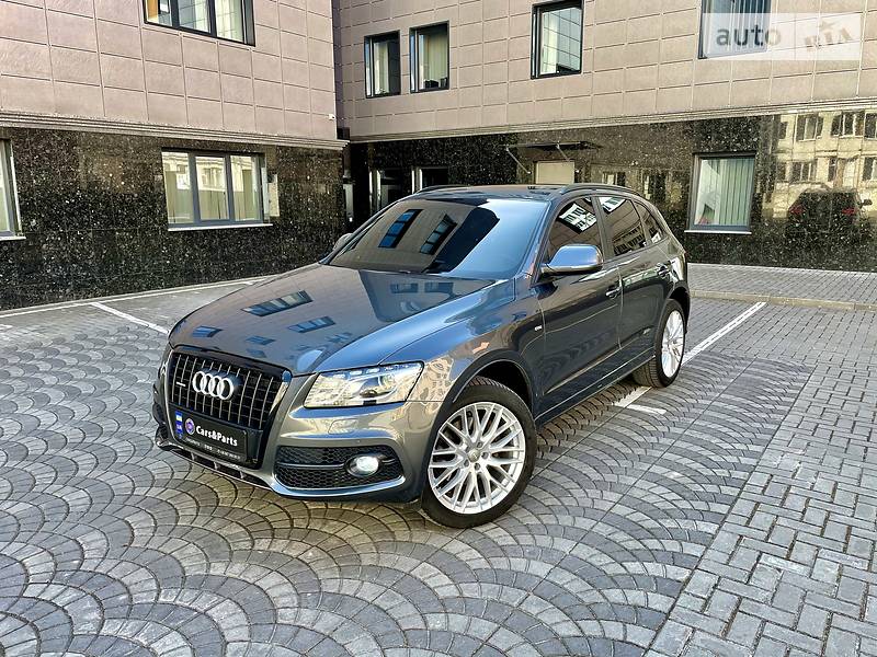 Позашляховик / Кросовер Audi Q5 2012 в Луцьку