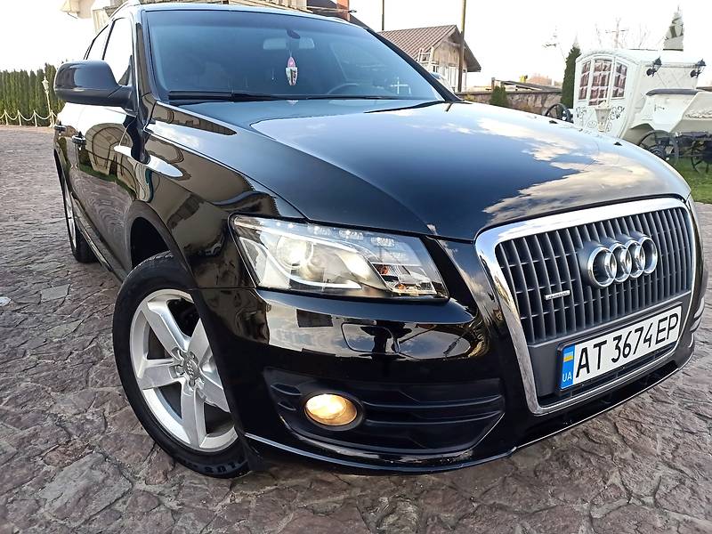 Внедорожник / Кроссовер Audi Q5 2009 в Ивано-Франковске