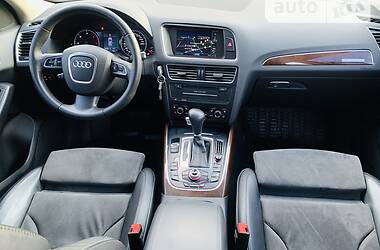 Позашляховик / Кросовер Audi Q5 2010 в Києві