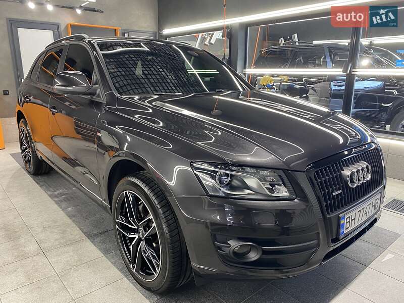 Позашляховик / Кросовер Audi Q5 2011 в Одесі