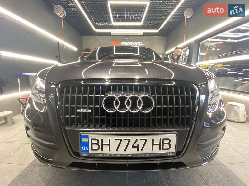 Позашляховик / Кросовер Audi Q5 2011 в Одесі
