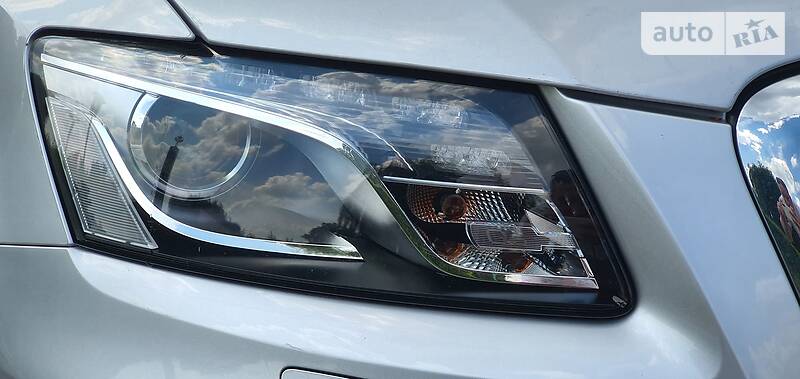Внедорожник / Кроссовер Audi Q5 2010 в Полонном