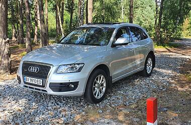 Внедорожник / Кроссовер Audi Q5 2010 в 