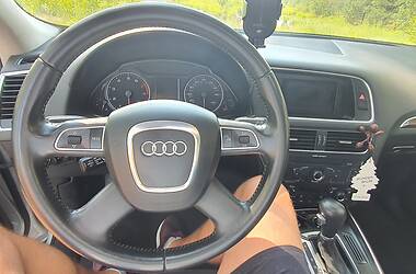 Внедорожник / Кроссовер Audi Q5 2010 в 
