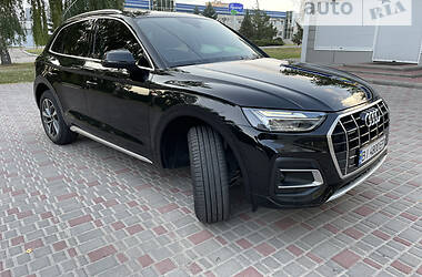 Позашляховик / Кросовер Audi Q5 2020 в Лубнах