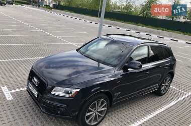 Внедорожник / Кроссовер Audi Q5 2015 в 
