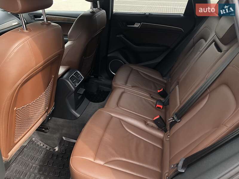 Внедорожник / Кроссовер Audi Q5 2015 в Киеве