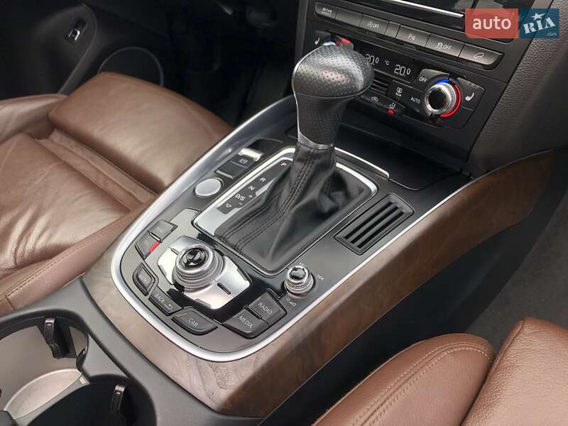 Внедорожник / Кроссовер Audi Q5 2015 в Киеве