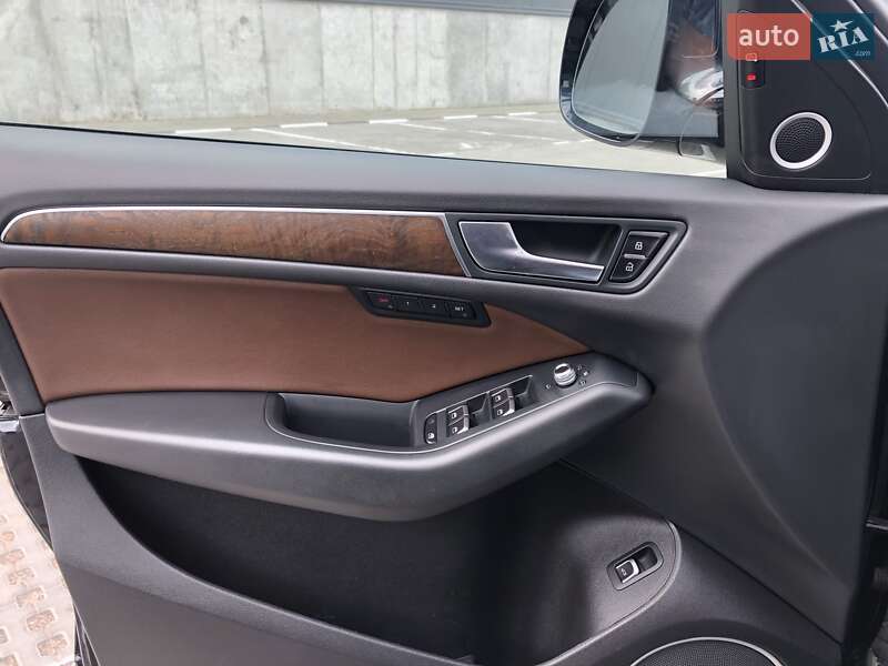 Внедорожник / Кроссовер Audi Q5 2015 в Киеве