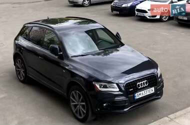 Внедорожник / Кроссовер Audi Q5 2015 в 