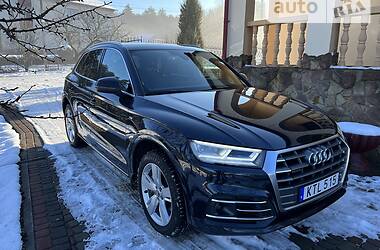 Внедорожник / Кроссовер Audi Q5 2017 в Золочеве