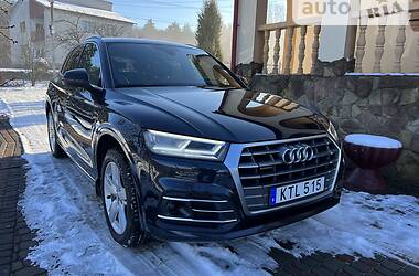 Внедорожник / Кроссовер Audi Q5 2017 в Золочеве