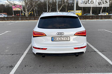 Позашляховик / Кросовер Audi Q5 2013 в 