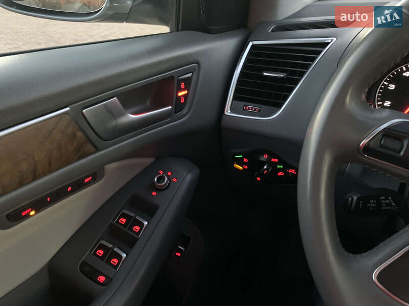 Внедорожник / Кроссовер Audi Q5 2013 в Ровно