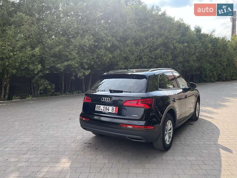 Внедорожник / Кроссовер Audi Q5 2019 в Ивано-Франковске