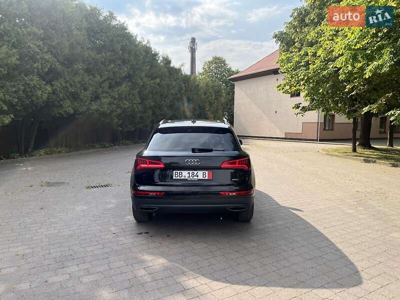 Внедорожник / Кроссовер Audi Q5 2019 в Ивано-Франковске