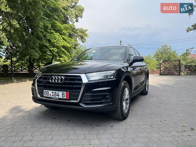 Внедорожник / Кроссовер Audi Q5 2019 в Ивано-Франковске
