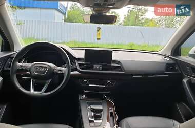 Внедорожник / Кроссовер Audi Q5 2018 в 