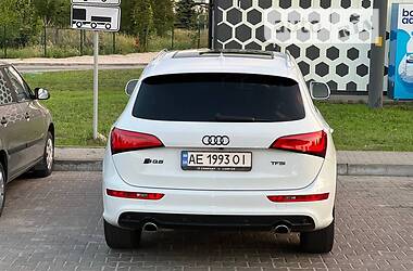 Внедорожник / Кроссовер Audi Q5 2016 в 