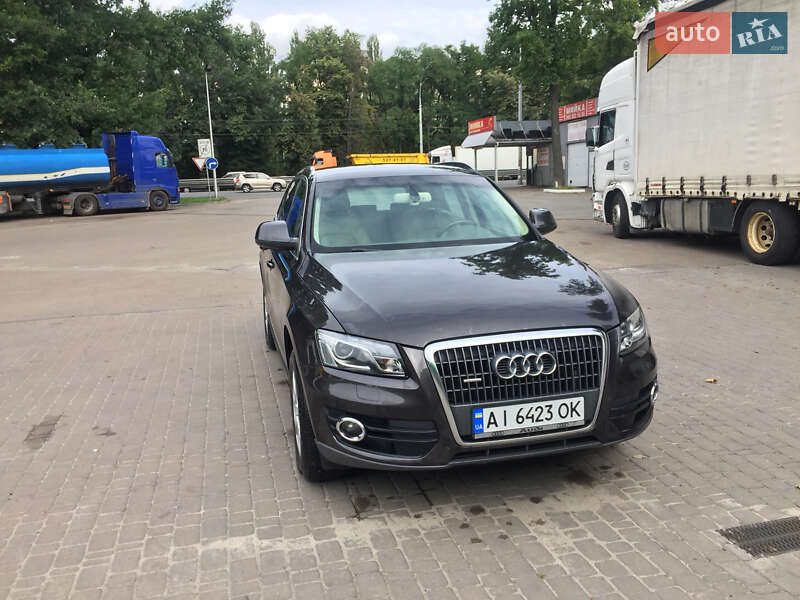 Внедорожник / Кроссовер Audi Q5 2011 в Киеве