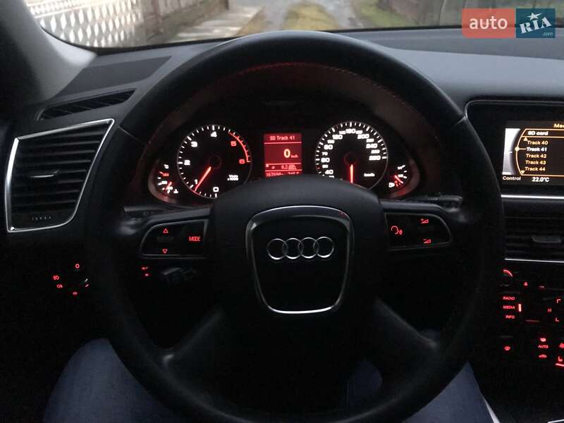 Внедорожник / Кроссовер Audi Q5 2012 в Ужгороде