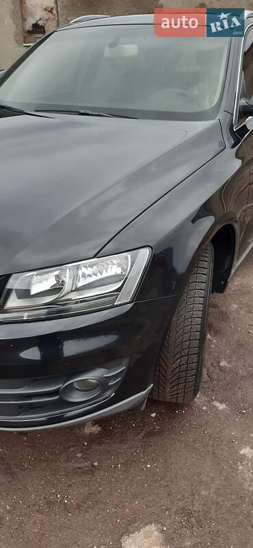 Внедорожник / Кроссовер Audi Q5 2012 в Ужгороде