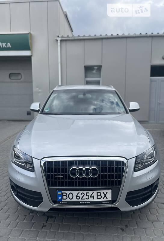 Позашляховик / Кросовер Audi Q5 2009 в Чорткові