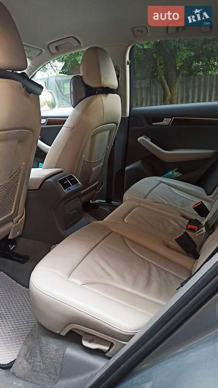 Внедорожник / Кроссовер Audi Q5 2011 в Чугуеве