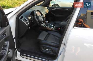 Внедорожник / Кроссовер Audi Q5 2015 в 