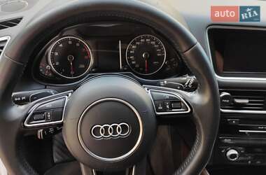 Внедорожник / Кроссовер Audi Q5 2015 в 