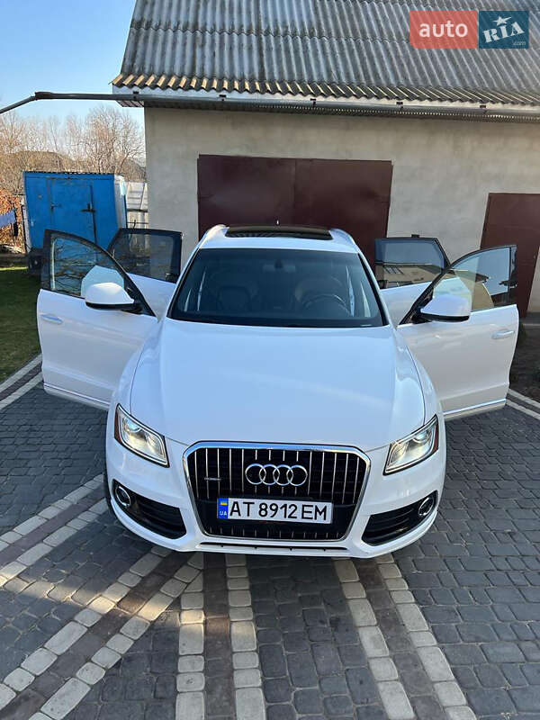 Позашляховик / Кросовер Audi Q5 2015 в 