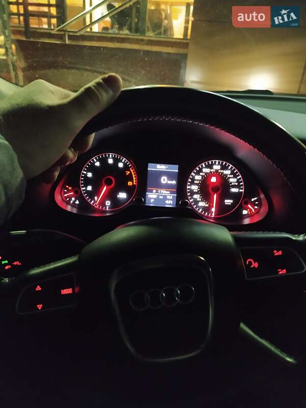 Внедорожник / Кроссовер Audi Q5 2010 в Черкассах